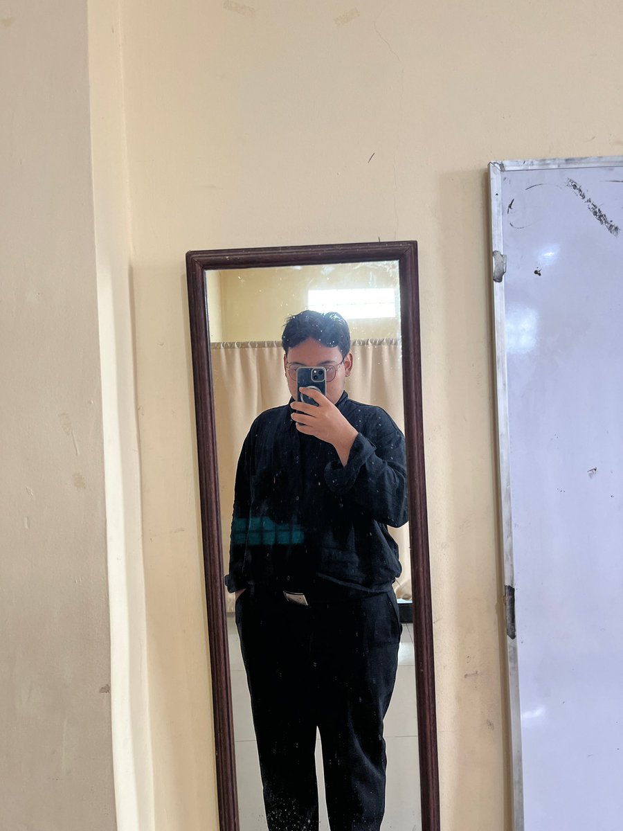 gndats1's tweet photo. 🧑‍🏫 https://t.co/W7EmobPhCV