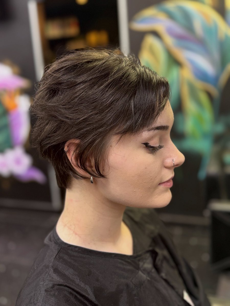 millernanckzn7's tweet photo. Alternative Short Hair ✂️
Swipe to see the Before Picture ➡️
Your Hair, Our Passion ❤️ https://t.co/7ybeg421nx