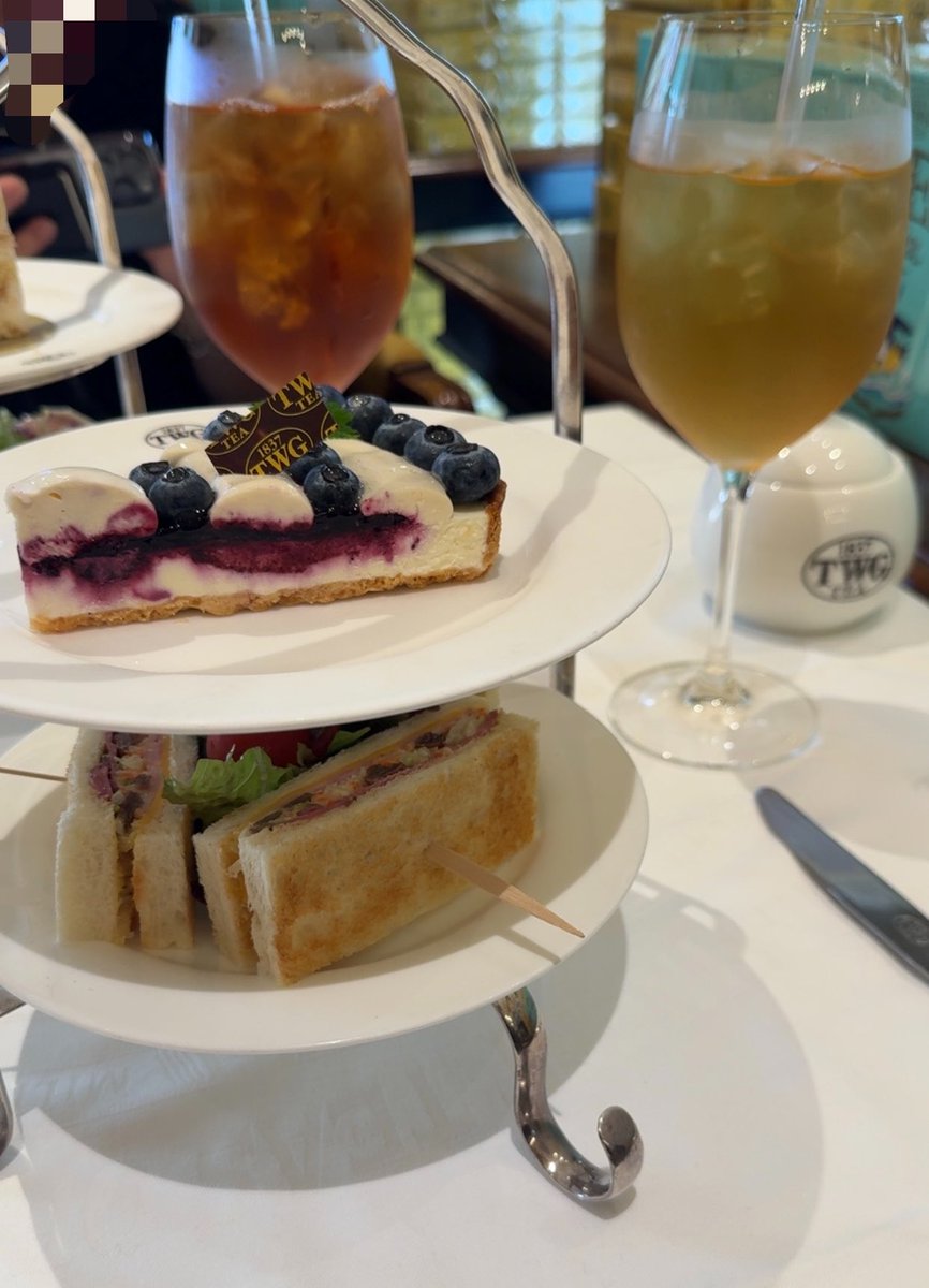 L_kun888's tweet photo. 茶などをしばいた https://t.co/YgBf153w7k