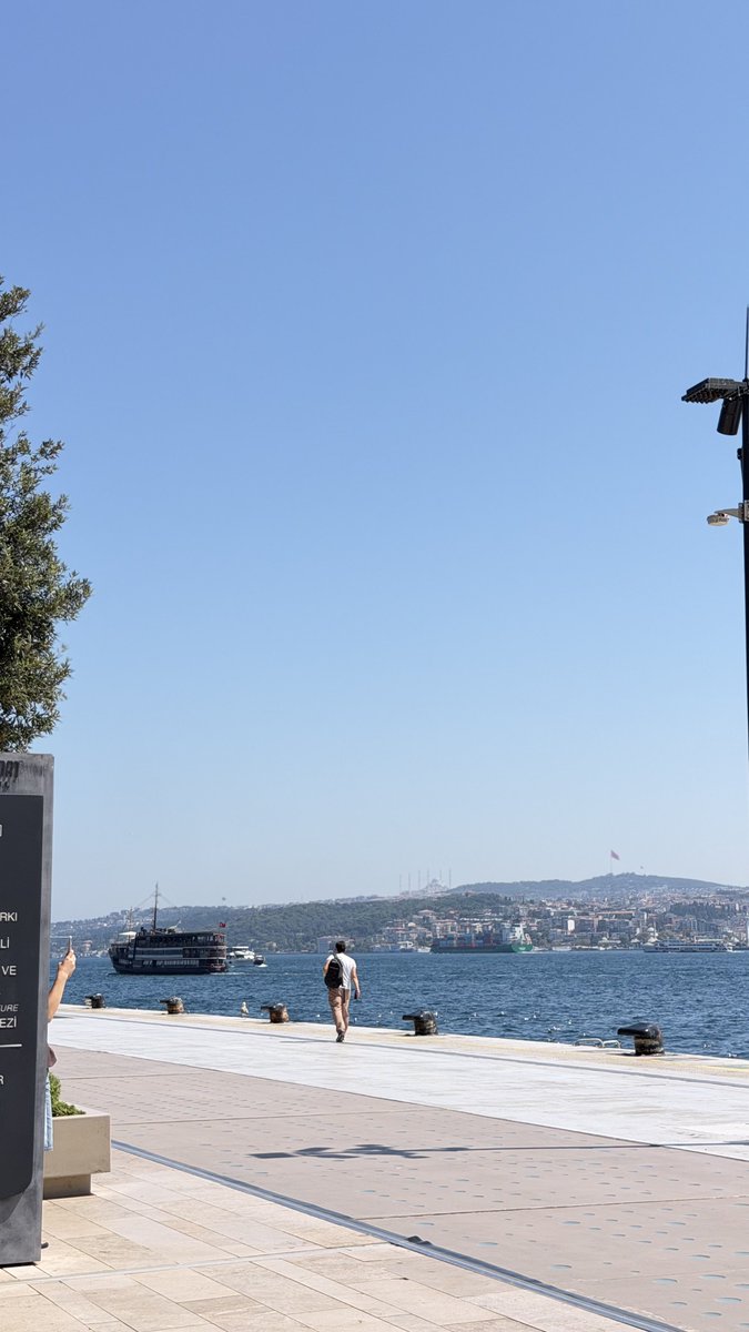 JustAkrm's tweet photo. ᅠ  ᅠ 
تزعل وانا اللي من , سواي��ك زعلان
واشيل همك وانت ما شلت همي !!
 ᅠ  ᅠ https://t.co/s3nrYqnGIV
