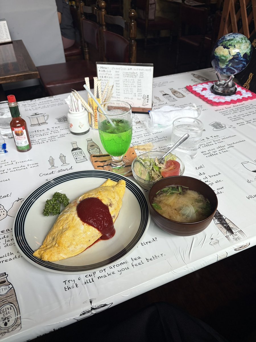 inl75v's tweet photo. 喫茶店のオムライスが大好き🥄🥚ドリンクもセットで￥1000で幸せランチ♬.*ﾟ🔖 喫茶 ポチ(赤羽) https://t.co/oq3q0GNGv9