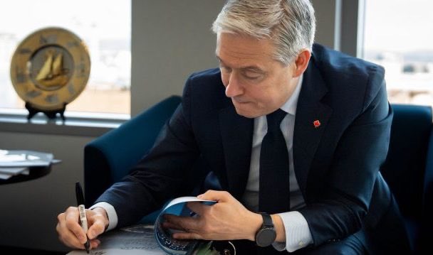hollyanndoan's tweet photo. Taxpayers must wait until fall budget update for details of costs to households and industry from retaliatory tariffs, says @FinanceCanada Minister @FPChampagne.
https://t.co/jaTJnySCju
#cdnpoli https://t.co/gltkYbSgtY