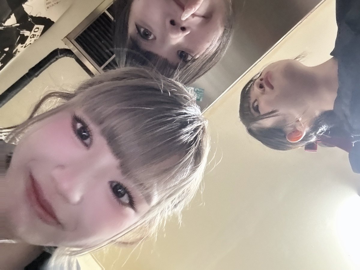 Zom_Flood's tweet photo. みてるよ https://t.co/ZK4yAWmzLh