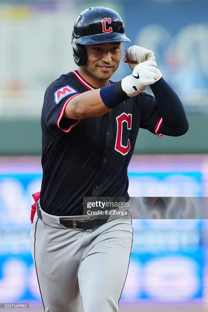 aricolonthree's tweet photo. steven kwan since july 1st:
2nd in MLB in fWAR: 2.6 (1st in AL)
3rd in MLB in wRC+: 171 (3rd in AL)
18th in MLB in xwOBA: .361 (9th in AL)

possibly the best stretch of his career, and by far his best showing in the 2nd half. he's the reason we're still in this playoff race. https://t.co/QQSj0qJh3V