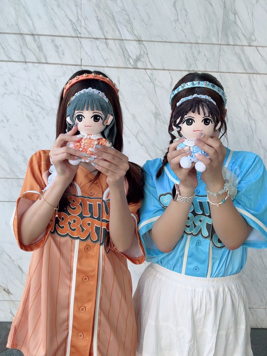 miyu_cs__ama_fz's tweet photo. 武道館🩵🧡
たくさん構ってもらえて幸せ🫶
好きすぎてちゅらい
 #CUTIESTREET  #きゅーすと   #8treasures https://t.co/vNDE0jwvk6
