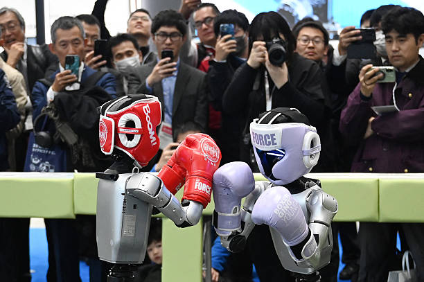 Amanda2993's tweet photo. economics of logistics? #HumanoidRobots #FutureOfWork Robots are getting https://t.co/bM8oVIDg3o