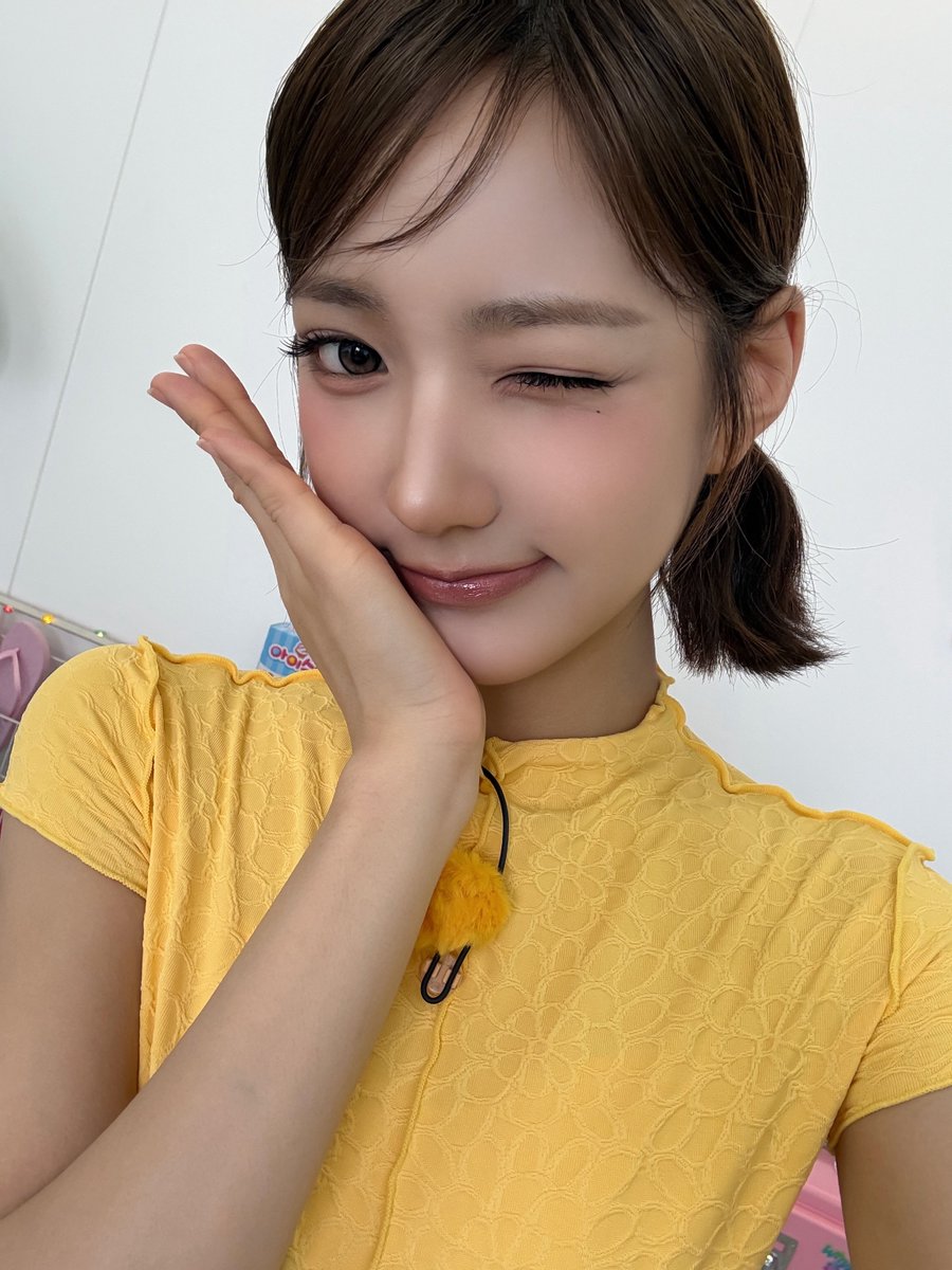 jiyupic's tweet photo. 260826 #지유 🐌🫐 https://t.co/yY8kjtkKi7