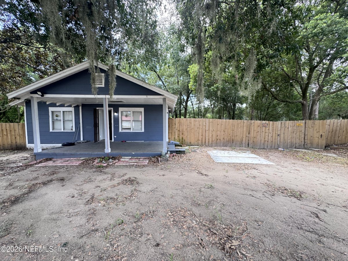 deev_jax's tweet photo. Duval County is a thriving area! Check out this new listing right away!
- Dee Vaugeois #SL3622502  with Florida Homes Realty and Mortgage  - Jacksonville
- Contact me at 904.838.4878 https://t.co/mzBaEo0rqx