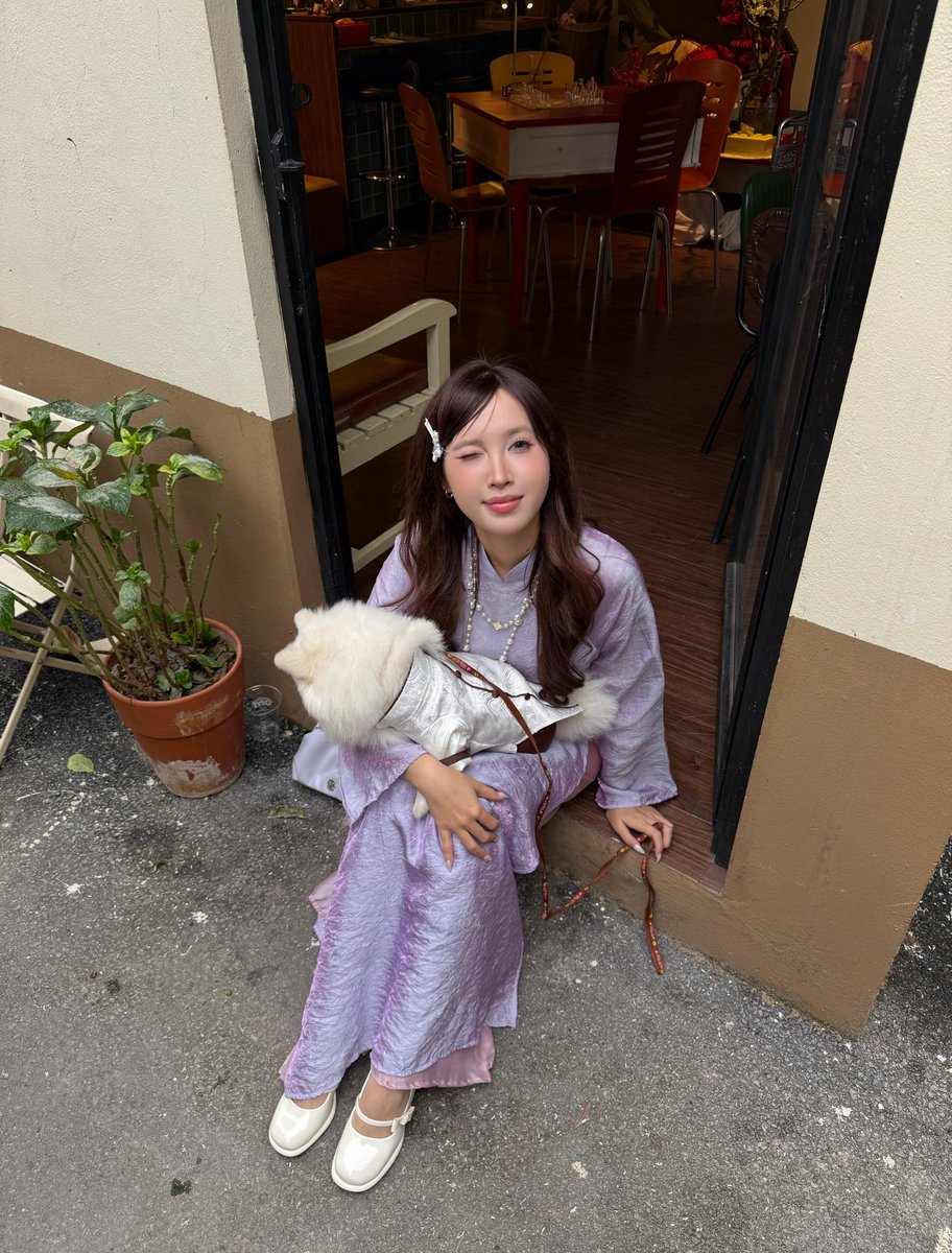 roxi_1997's tweet photo. Giường anh có rộng em nhờ một đêm
upqG https://t.co/8LLXn8dqUG