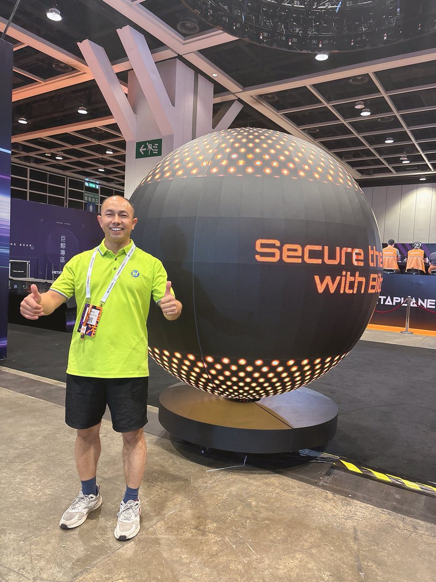HappyPlanetMeta's tweet photo. On‑site at Bitcoin Asia in Hong Kong 🇭🇰
It’s quite interesting that both Planet and Meta are widely referenced throughout the conference, two core concepts behind our Happy Planet & Happy Meta.
We are here networking with global builders, exploring intersections of metaverse and Bitcoin ecosystem.

#BitcoinAsia2026 #Bitcoin #HappyPlanet #HappyMeta #亚洲比特币大会