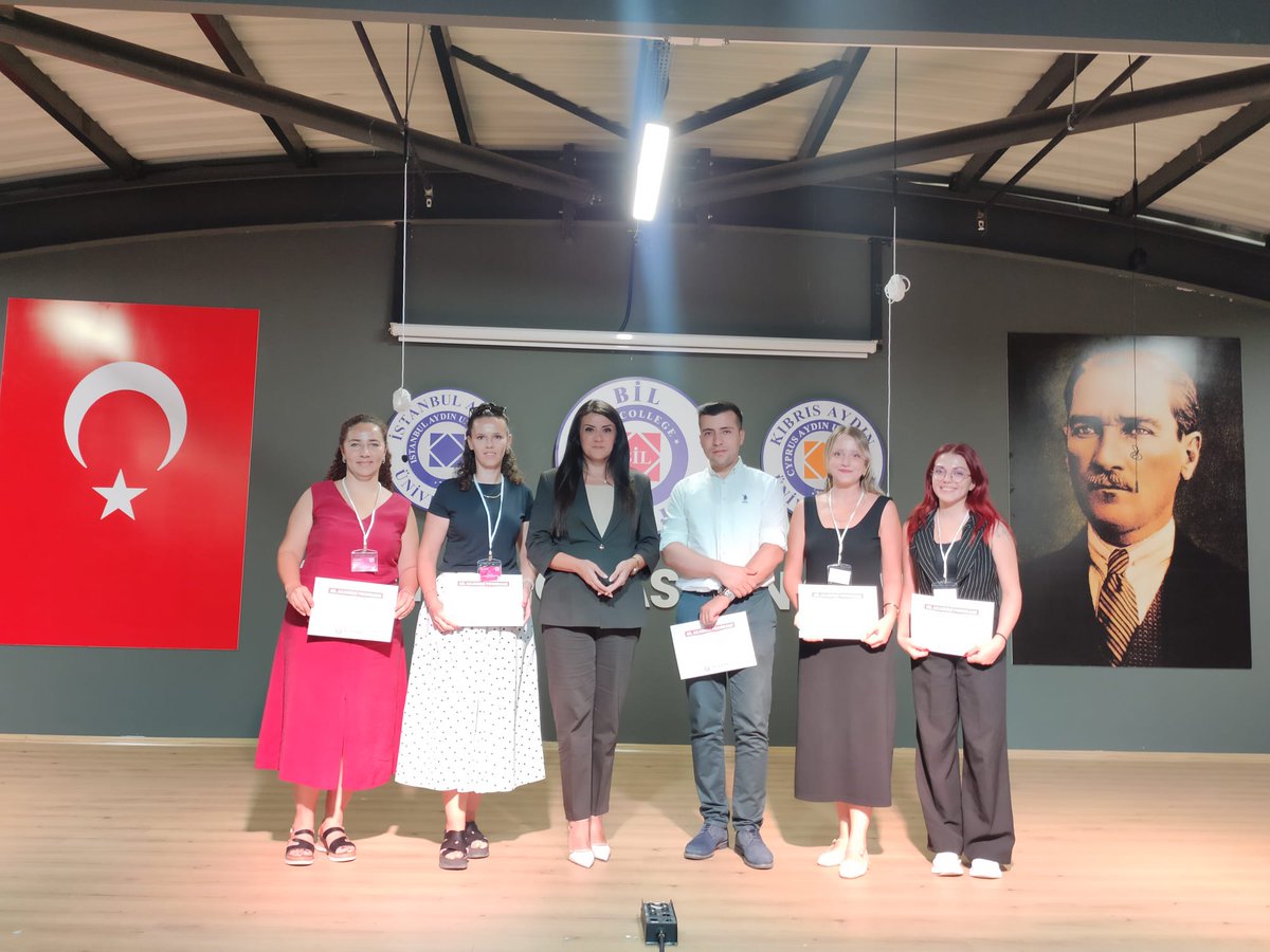 bilkolejleri's tweet photo. Geleceğin eğitimini birlikte tasarlıyoruz. 🌍

Manisa BİL Koleji ev sahipliğinde; Manisa, İzmir ve Aydın kampüslerimizin öğretmenlerinin katılımıyla, Genel Merkez Hizmet İçi Eğitim Programımızı gerçekleştirdik. https://t.co/65yEcJt2rt