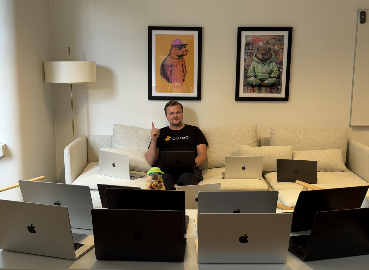 avreacom's tweet photo. @namespacelabs Nice unboxing. We call that Tuesday. 😏
Glad to see the laptop strategy is catching on 😂 https://t.co/tOpyr95FJ1