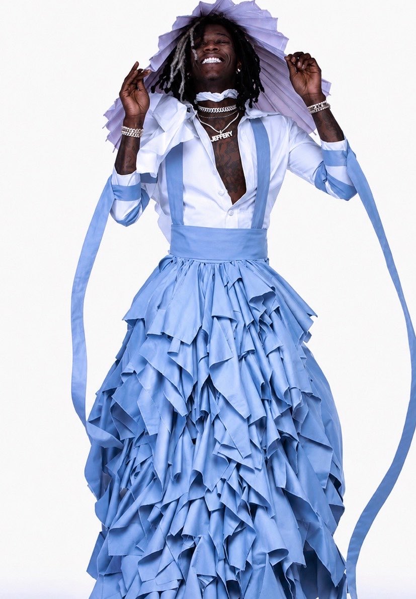 HipHopAllDay's tweet photo. 10 years ago today, Young Thug dropped his commercial mixtape ‘JEFFERY’ 💿

▫️37K sold first-week
▫️1M+ total units sold
▫️3B+ global streams
▫️His most critically acclaimed tape https://t.co/4YOI3ujSsn