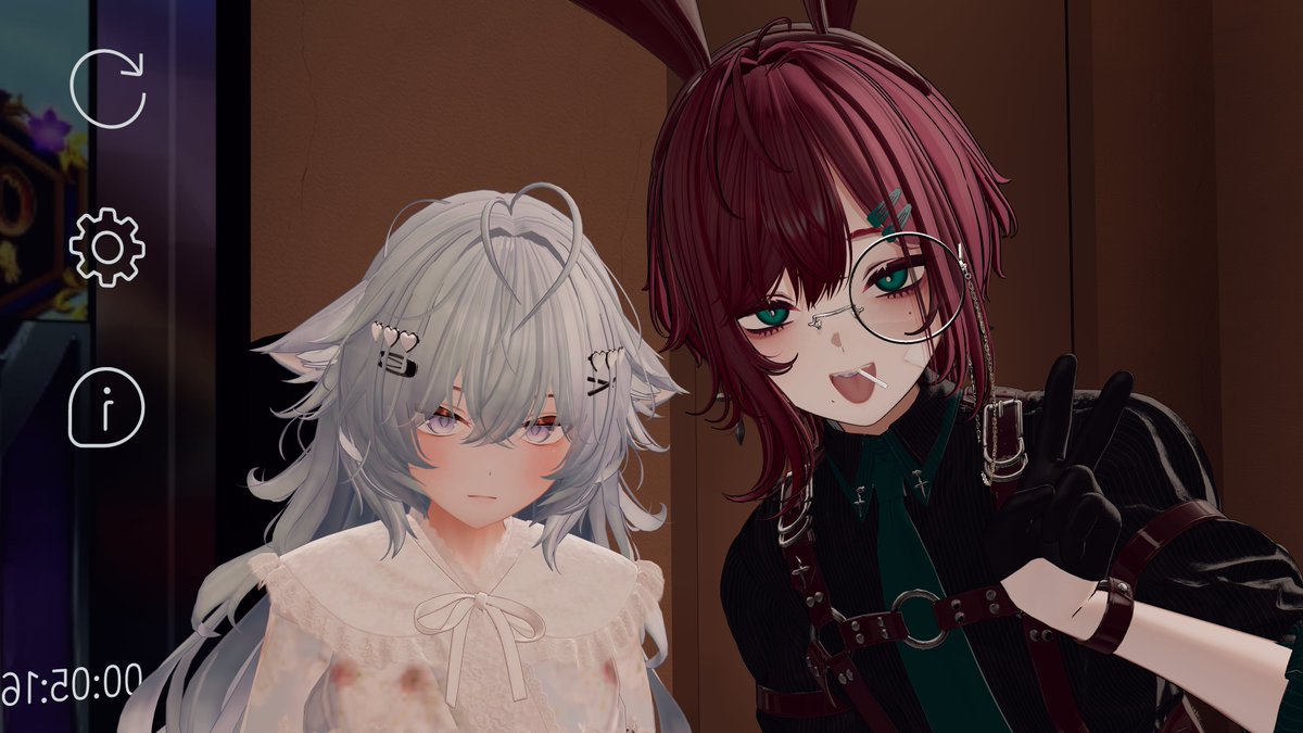 wanokoVR's tweet photo. 昨日～
ツーショをたくさん撮ってもらいました、ありがと～ https://t.co/oYASUnreO3