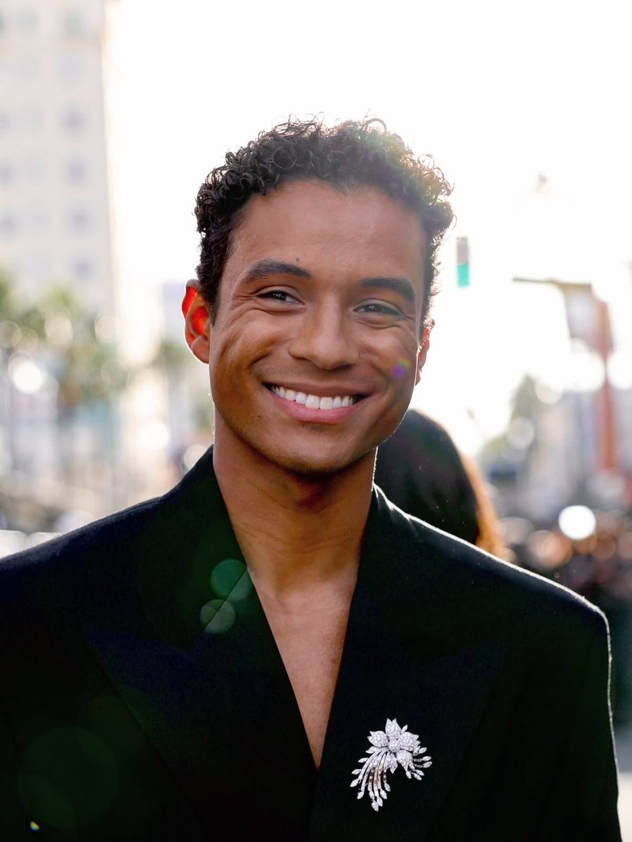 dropdeadjaafar's tweet photo. his beautiful smile could heal broken hearts https://t.co/3Mq5ce08Ww