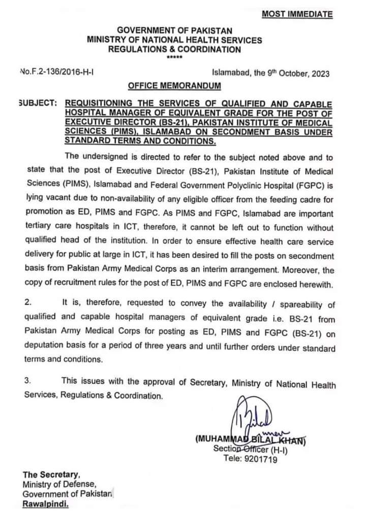 Aladeen_Pro's tweet photo. اس نوٹیفیکیشن کے مطابق تین سال پہلے پمز کا کنٹرول حاضر سروس فوجیوں کو دیا گیا تھا، 
کیا کسی خاص مقصد کے لیے بچوں کے کمرے کا دروازہ اور ایمرجنسی گیٹ لاک کیا گیا ؟؟🤔
کیا کسی پلینگ کے تحت عملے کے افراد اور تمام ڈاکٹرز سمیت نرسز غائب ہو گے ؟؟؟🤷🏻‍♂️
کیا جان بوجھ کر یہ سانحہ کیا گیا ہے ؟
بچوں کو غائب کیا گیا ہے یا کسی خاص ایشو کو چھپانے کے لیے بچوں کو جلایا گیا ہے ؟؟؟