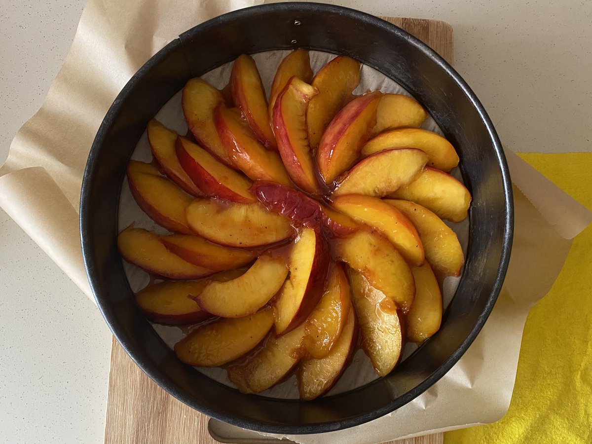 lemonbakes's tweet photo. wanted to switch up my usual apple cake to a more seasonal nectarine cake! https://t.co/4wvH2IN0Av