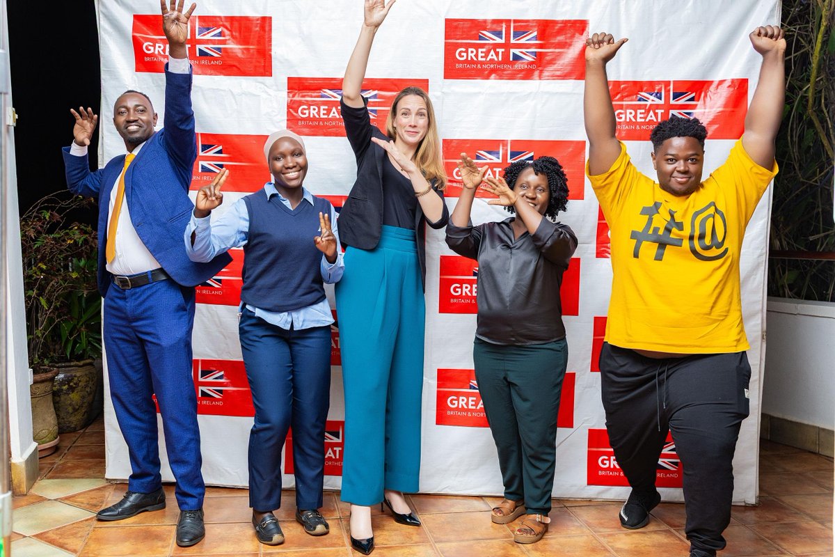 NassuunaAnisha3's tweet photo. It is truly an honour to be one of the 4 winners of the #CommonwealthGames quiz. I expect  to get more opportunity to learn  about the games, other sports, athletes and the incredible stories behind them. 🇺🇬 🇬🇧 @KirlewTiffany @UKinUganda @commonwealthdel https://t.co/ZrqjoV5AJx