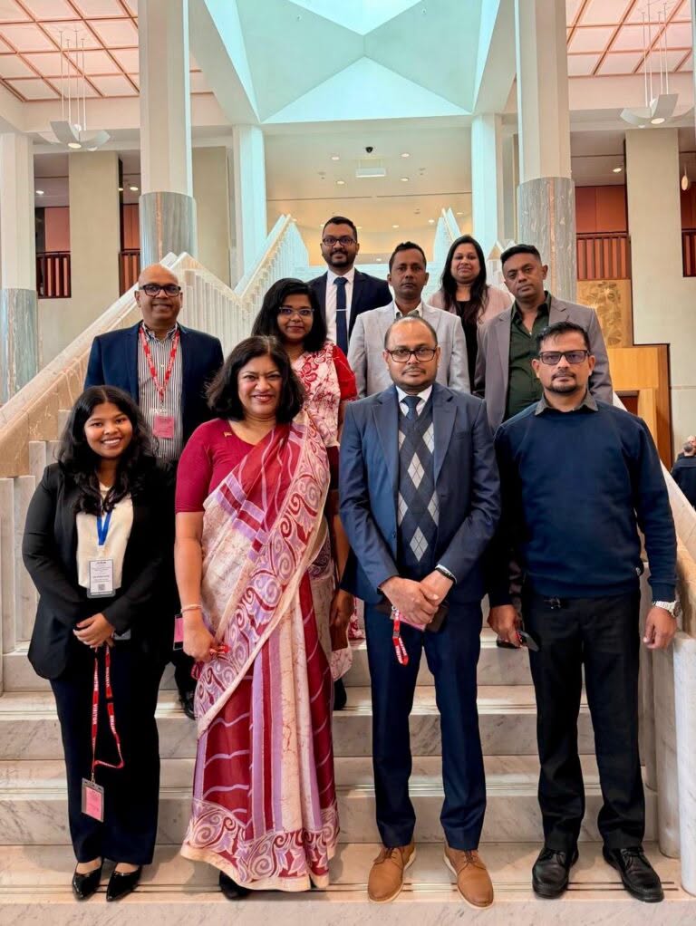 CeylonChamber's tweet photo. 𝗧𝗵𝗿𝗲𝗲 𝗰𝗶𝘁𝗶𝗲𝘀. 𝗔 𝗿𝗮𝗻𝗴𝗲 𝗼𝗳 𝘀𝗲𝗰𝘁𝗼𝗿𝘀. 𝗣𝗹𝗲𝗻𝘁𝘆 𝘁𝗼 𝘁𝗮𝗸𝗲 𝗳𝗼𝗿𝘄𝗮𝗿𝗱.

Our Sri Lanka Australia New Zealand Business Council delegation engaged with parliamentarians, government agencies, trade bodies and businesses across 𝗖𝗮𝗻𝗯𝗲𝗿𝗿𝗮, 𝗠𝗲𝗹𝗯𝗼𝘂𝗿𝗻𝗲 𝗮𝗻𝗱 𝗦𝘆𝗱𝗻𝗲𝘆, exploring opportunities for 𝘁𝗿𝗮𝗱𝗲, 𝗶𝗻𝘃𝗲𝘀𝘁𝗺𝗲𝗻𝘁, 𝘀𝗲𝗰𝘁𝗼𝗿 𝗰𝗼𝗼𝗽𝗲𝗿𝗮𝘁𝗶𝗼𝗻 𝗮𝗻𝗱 𝗿𝗲𝗰𝗶𝗽𝗿𝗼𝗰𝗮𝗹 𝗺𝗶𝘀𝘀𝗶𝗼𝗻𝘀.

#ceylonchamber @MFA_SriLanka @dfat @AusHCSriLanka @SLinAustralia