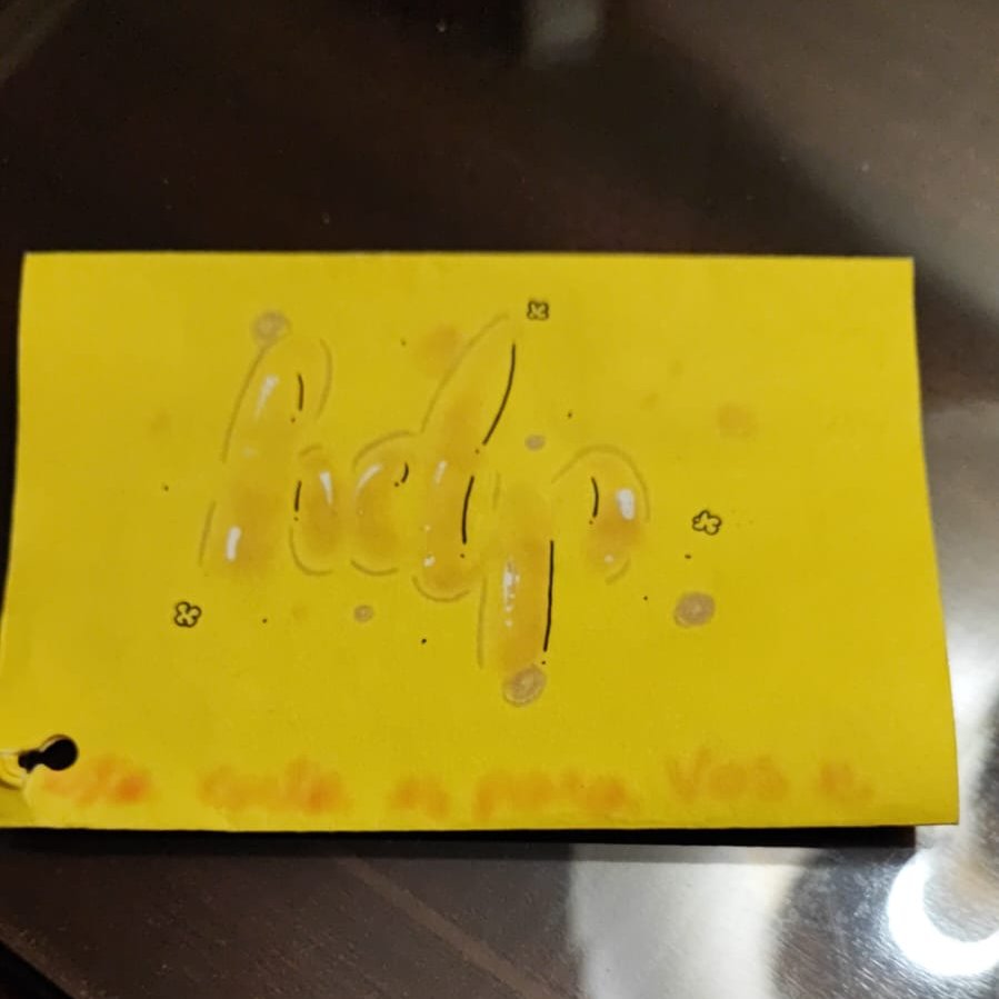 221radio's tweet photo. #ElDespertador ⏰ "Help Sudamérica"
📨 Parque Saavedra amaneció con decenas de cartas pegadas en rejas, postes y alambrados luego de una semana atravesada por una seguidilla de muertes, investigadas bajo la hipótesis de suicidio
📻 FM 103.1 - https://t.co/vEmo4draM3 https://t.co/LShVXS77EF
