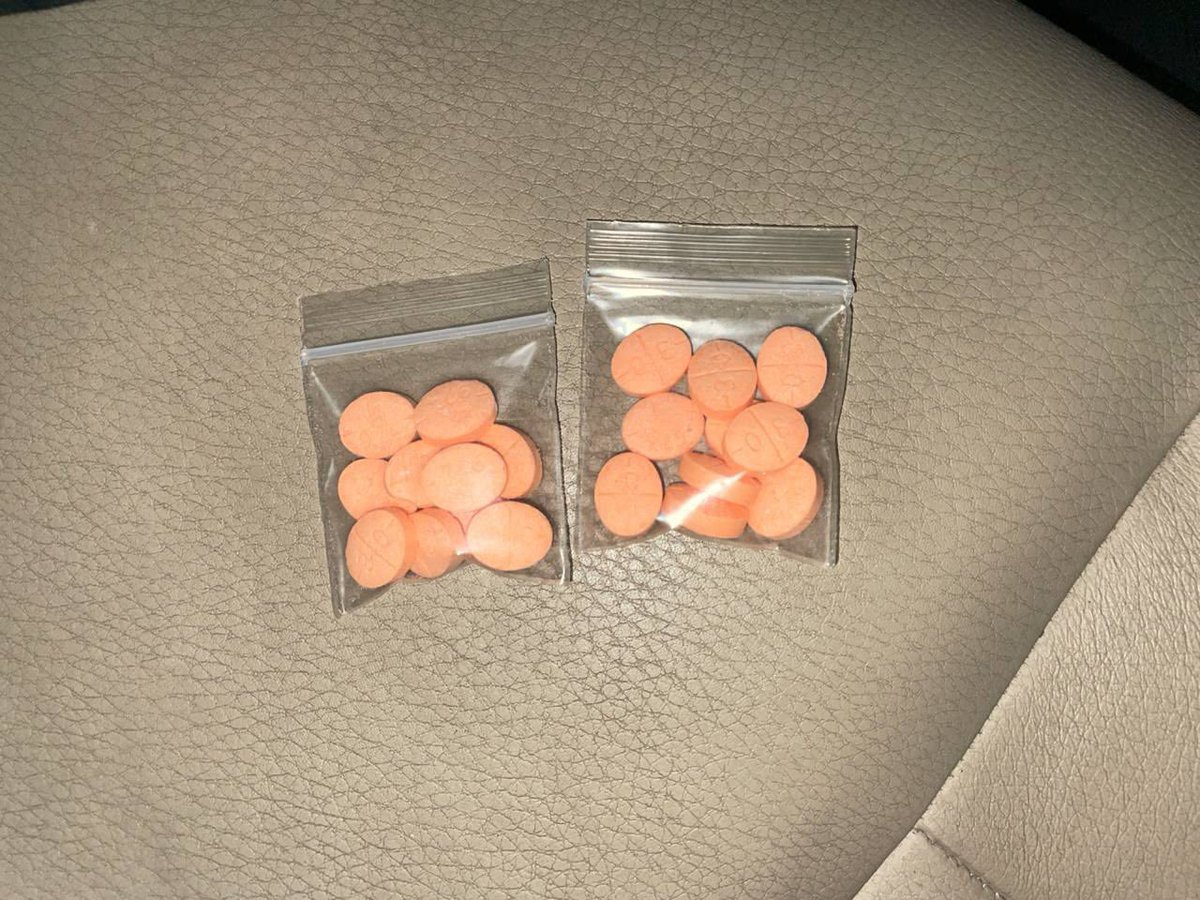 Trapcococ7's tweet photo. Imma always keep going #drugtwt keeping me focus
#geeker #TrendingNow #Coketwt https://t.co/blYXWAuaKC