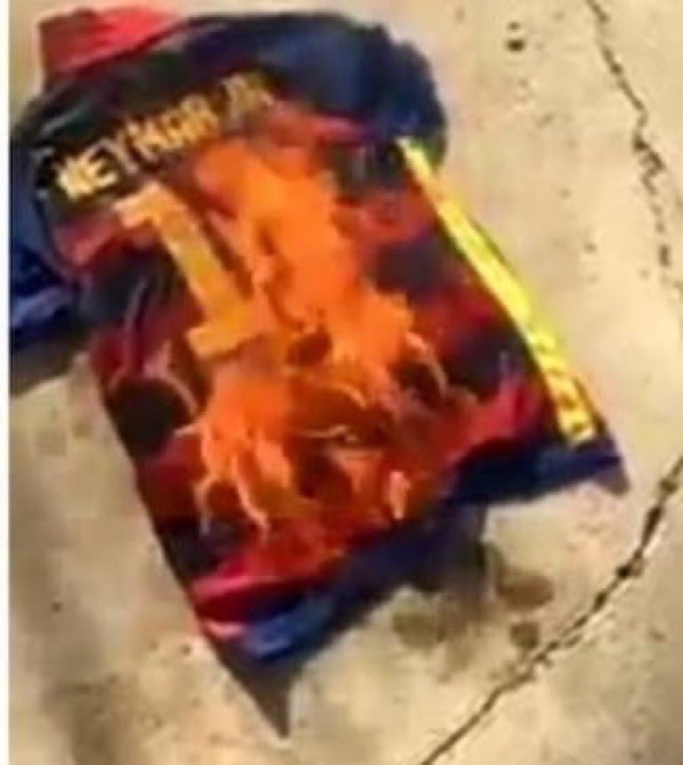 InfiltradoRM's tweet photo. Culés "Ninguna jugador merece recibir maltratos por querer irse de un club" 🤡 https://t.co/tVJr6voS9e