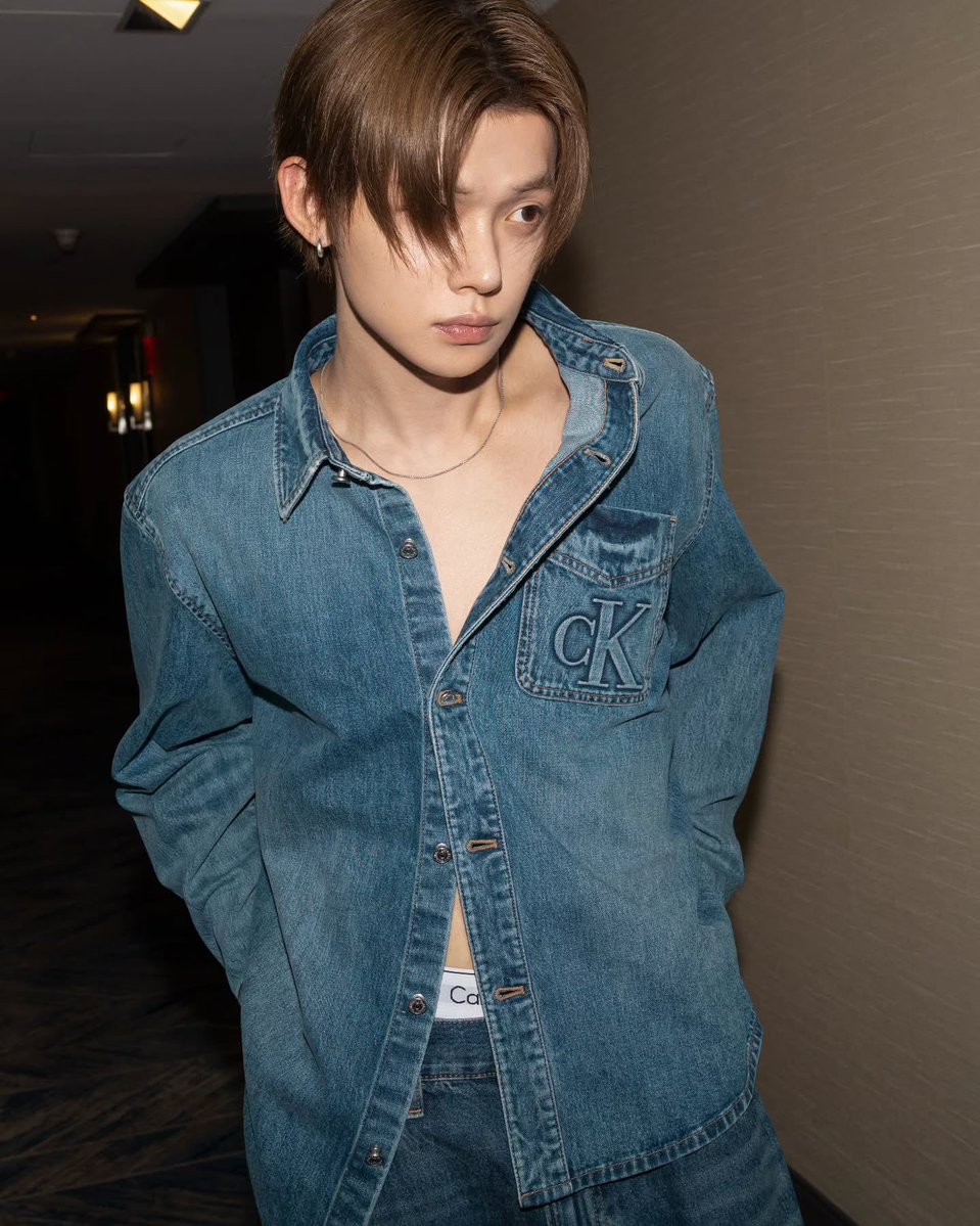 kchartsmaster's tweet photo. YEONJUN for Calvin Klein. https://t.co/JjpX8FVYiU