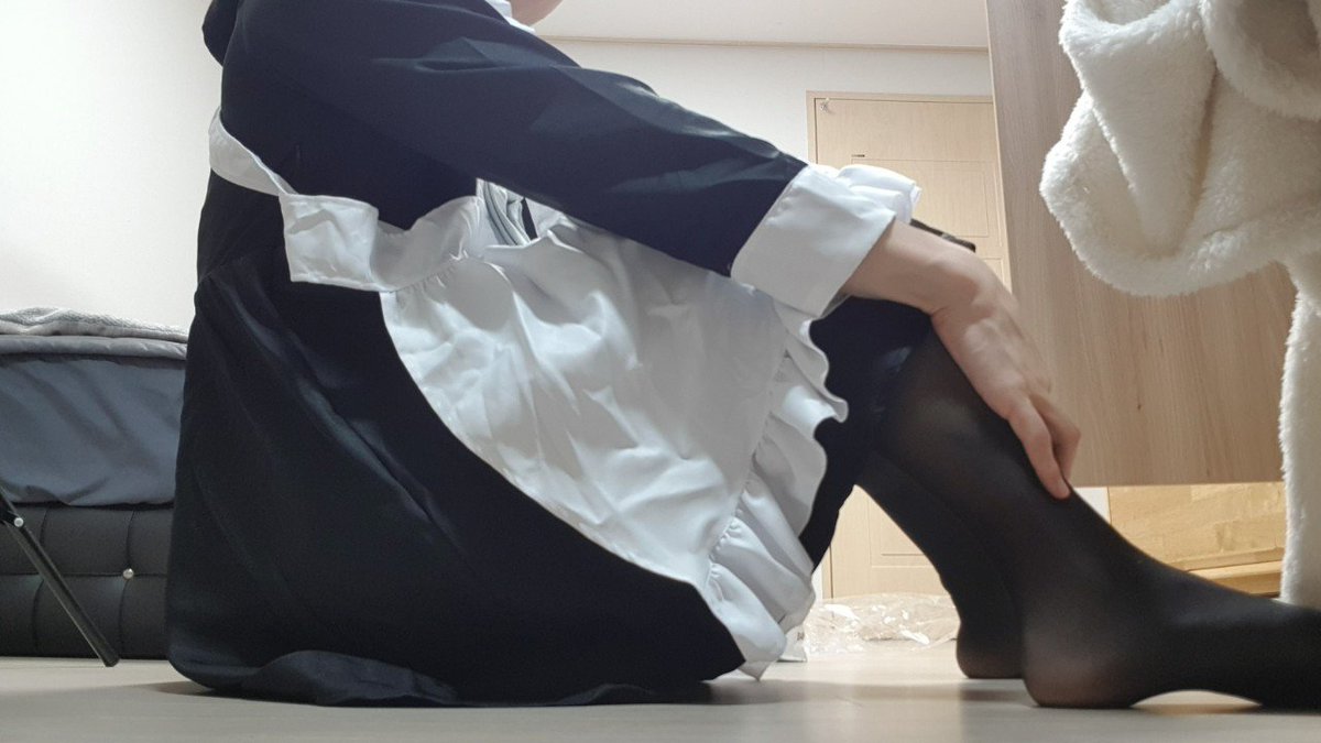 InJeong65311's tweet photo. #코스프레 #버츄얼_𝕏친소 #버츄얼_데뷔 

술 퍼마시고 자신한테 룩딸중...... https://t.co/9roRBWlbrw