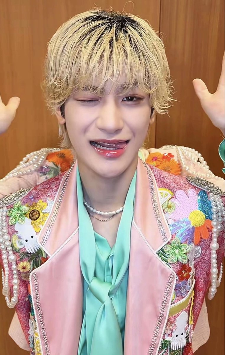 chachaCham_777's tweet photo. ネ申😇✨💕口角👅✨💯✨✨️
完璧✨🥇ウインク😉🏆✨
さすが👏👏俺ら🧏🏻‍♂️の『はがしゅー』🦑❤️
何🥹があっても🙂‍↕️守り抜くからナ❗️👊🏻❤️‍🔥✨🫶🏻❣️ https://t.co/DMgaugPE4u