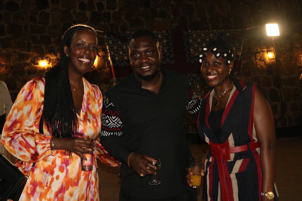 UKinRwanda's tweet photo. The invitation: "dress to impress"โฆ The response: amazing!
Creatives from across ๐ท๐ผ's fashion, fabrics & visual arts sectors joined us yesterday to meet Tales House, ๐ฌ๐ง stockists of luxury African fashion.
A great celebration of creativity, connection & growing cultural links. https://t.co/ednEI6gVWr