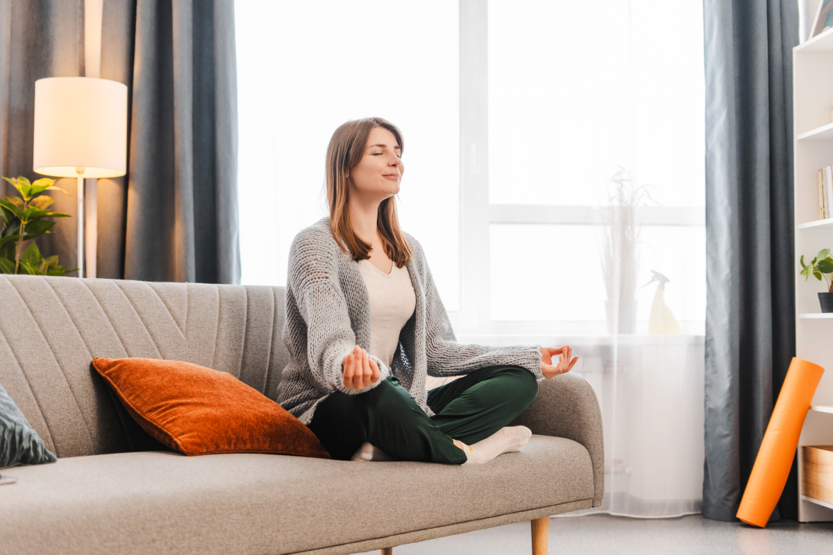 WilliamTorber10's tweet photo. Small daily steps = big health wins! Try swapping 10 mins of phone time for stretching after meals—eases digestion, boosts energy, no fancy gear needed. ♀ #SimpleHealthHacks， https://t.co/aSJ5rQCGP6