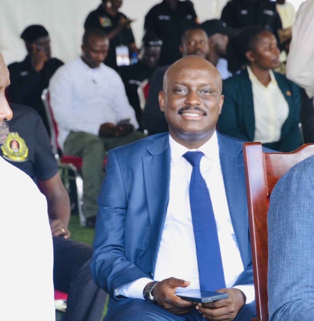 PeshForMuhoozi's tweet photo. Our leaders, @chairtoyota @HonTwallafadil ,@HenryBasaliza1 present at the 2nd edition of the CDF Inter-Forces Drill Competitions happening right now at Kololo Airstrip. https://t.co/RPKEGUm3LX