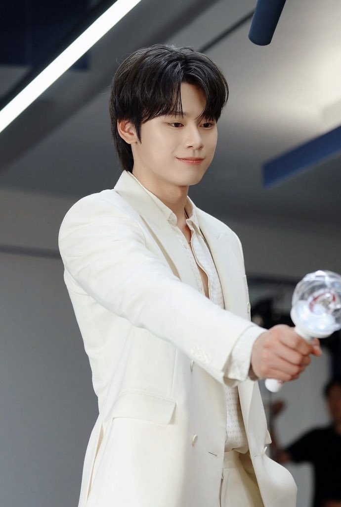 Victoriazuhv's tweet photo. ⭐️The Most annoying Second Leads award of the year goes to…

1.-Kang Min Hwan - Spooky In Love
2.-Lee Chan - My Bias My Boss
3.-Park Yun Seung - Our Universe
4.- Prime Minister Min - Perfect Crown https://t.co/dPy9iT8hHL