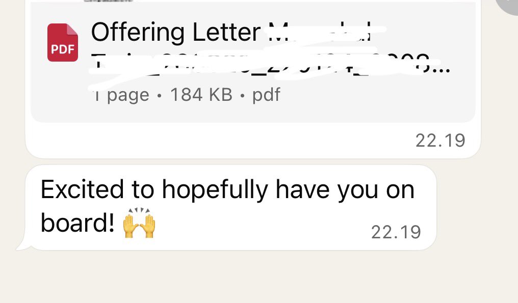 Suckerzpunch's tweet photo. Akhir juni kontrak gak dilanjut, july decided buat career break cuz trauma stress bgt udah 2x dikeluarin kerjaan perkara personal boss gk suka sama gw, sempet takut kerja nanti sama lagi.

Pertengahan agustus beraniin lamar lagi, and yea I’M EMPLOYED AGAIN😭
ALLAH MBOTEN SARE https://t.co/h7dhpa5r1a