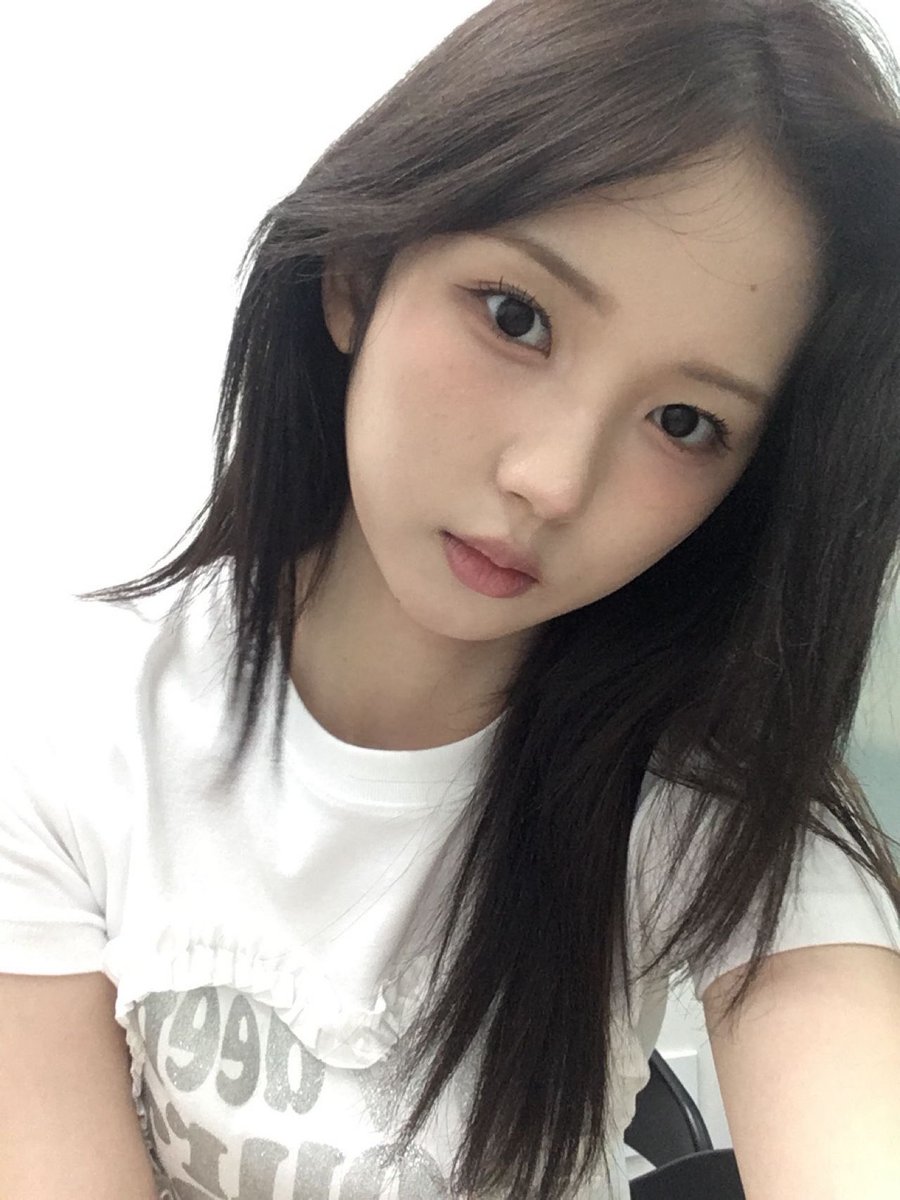 tripleSnewsfeed's tweet photo. 💬 #JiWoo COSMO Talk Update  

#tripleS #트리플에스 #トリプルS #トリプルエス #トエス https://t.co/EOicLLX8p4