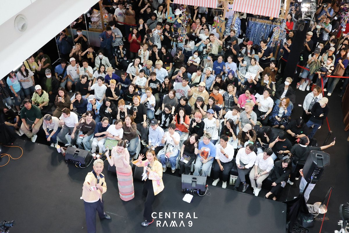 CentralRama9's tweet photo. ปิดฉากงานด้วยความอบอุ่นแบบเต็มหัวใจ 💜✨ 
กับ ออม กรณ์นภัส ในกิจกรรมทดสอบตลาด Young OTOP สู่สากล 2569 

ไข่เจียวมาร่วมส่งกำลังใจ สนับสนุนผู้ประกอบการไทย และสร้างโมเมนต์ดีๆ ทำให้การปิดงานครั้งนี้เต็มไปด้วยความสุข และพิเศษจริงๆ 

แล้วเจอกันใหม่นะคะ 🫶🏻

📍 ลาน Work & Play ชั้น 1 เซ็นทรัล พระราม 9

ดูรูปเพิ่ทเติมได้ใน FB https://t.co/teKPesZCB8

ORM X YOUNG OTOP

#ออมxกิจกรรมทดสอบตลาดOTOP #OrmKornnaphat #ออมกรณ์นภัส #YoungOTOP #CentralRama9 #เซ็นทรัลพระราม9  #ไข่เจียวของออมเล็ต