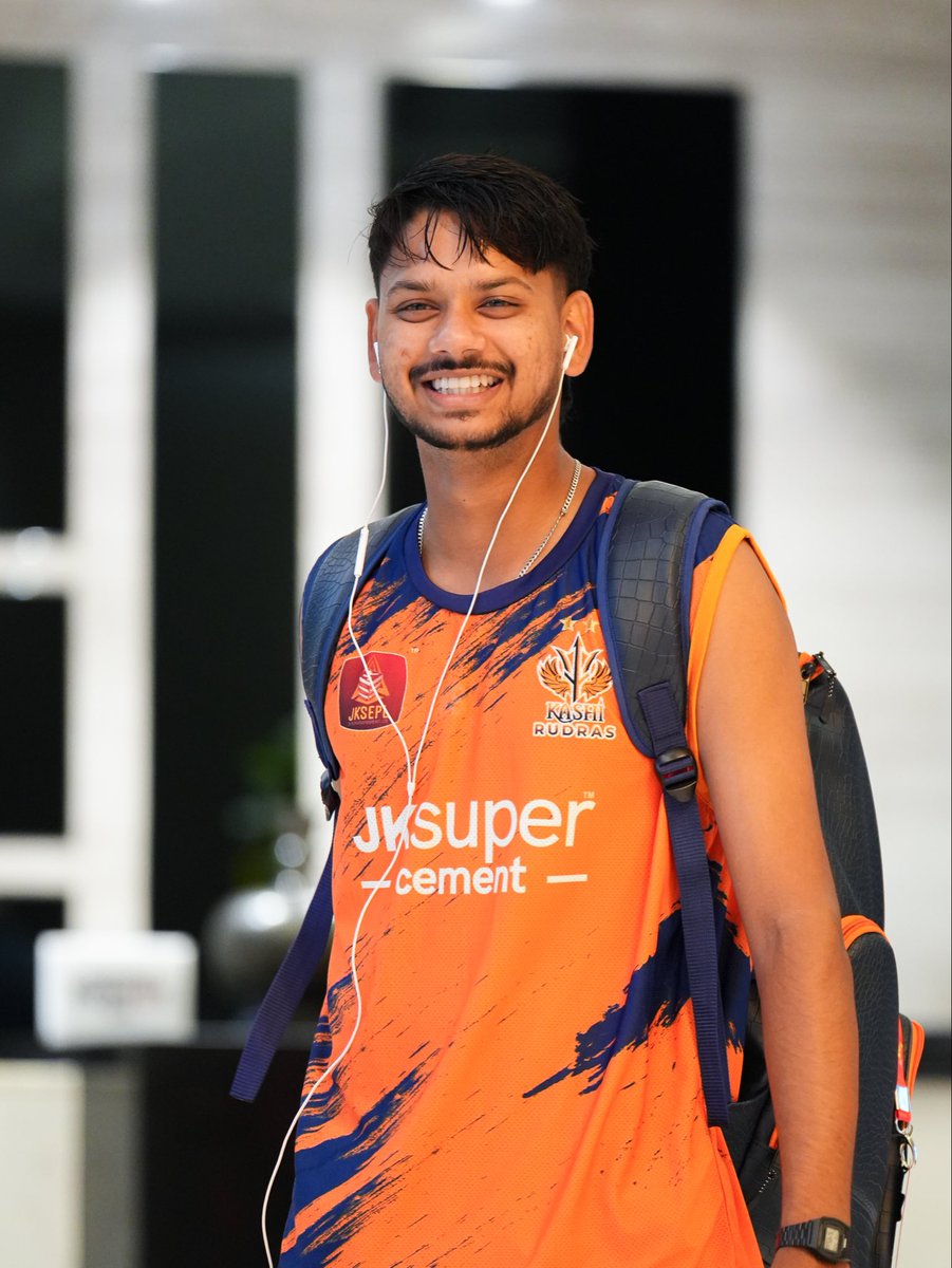 KashiRudras's tweet photo. Walk in. Lock in. 🔥
The Rudras are ready to roar.

#KashiRudras #KhelengeJeeJaanSe #UPT20 https://t.co/wwKhyVPhy0