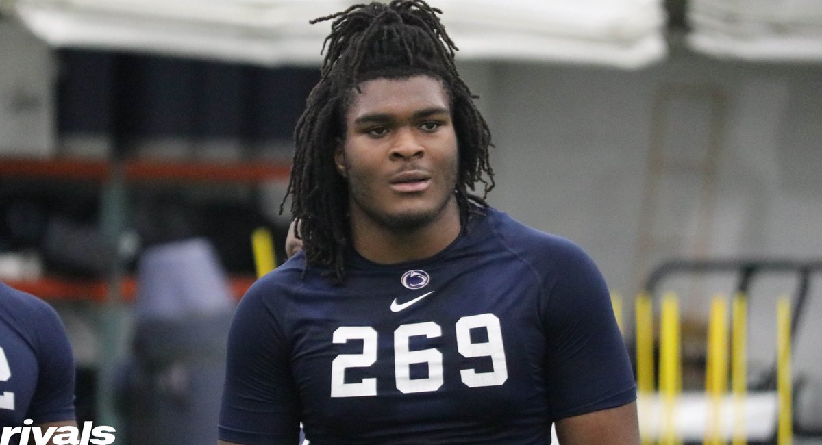 ethanmmcdowell's tweet photo. NEW: Michigan is surging for Top 100 DL Tyrone Elee. 〽️

“The visit went great, connected with the coaches instantly"

Details: https://t.co/VTeupijaCF https://t.co/FXnCEFa4vA