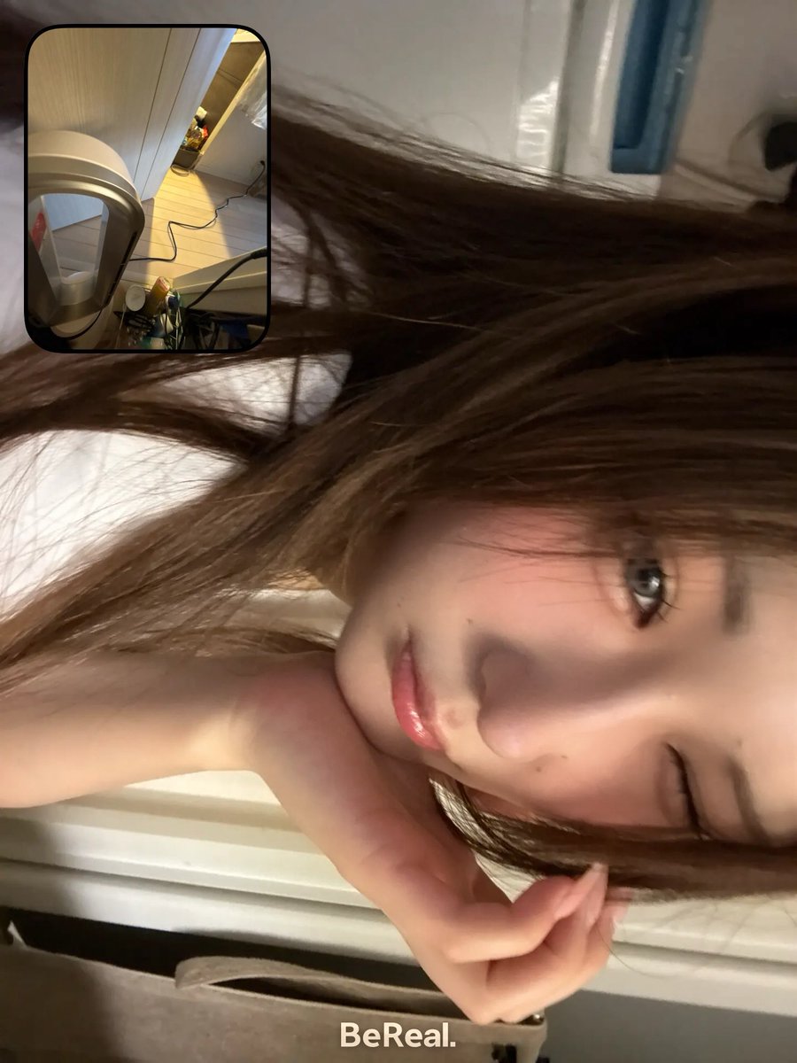 TefU_naNo's tweet photo. ホンマにBeReal効き顔分かりやすすぎてキモイ👶🏻ྀི🦋ᩚ https://t.co/IgkNSyAvXL