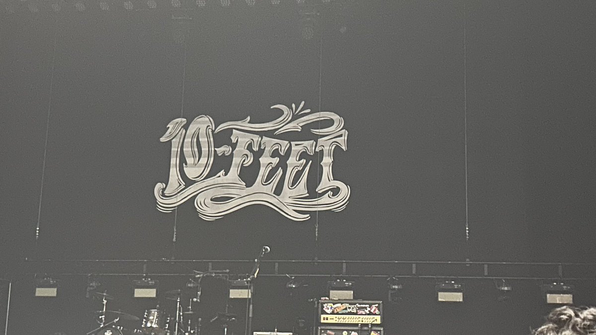 fesmaru_______'s tweet photo. ﾌｪｽ何度目ましての10-FEETの初ワンマン！！！
こんなに楽しくて優しいライブなんだって感動。
大好きな蜃気楼、RIVER、freedom、SHOES、2%…etc
たくまさんの「幸せになろうな。」ストレートな言葉と笑った顔に涙
大好きですワンマン行けてよかった😭💫
横浜来てくれてありがとう！ https://t.co/7rbWTILOae