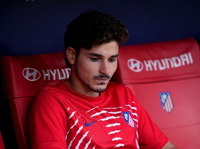 Somhiseremfcb's tweet photo. ☎️ El Cholo Simeone ha dado el OK para la venta de Julián Álvarez 

💰130M€ Para cualquier club menos para el Barça

[Vía @GerGarciaGrova ] https://t.co/S9BOQPOgPb