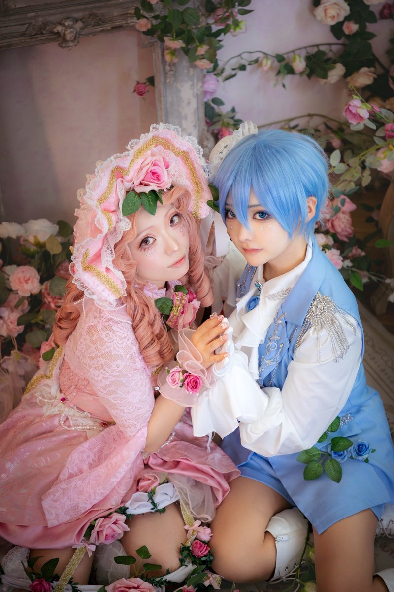 Asaki0_0y's tweet photo. ꫂ ၴႅၴ ( ၴႅၴ 双葉薔薇 ꫂ ၴႅၴ ( ၴႅၴ

創作 cos _ #RosenRegalia
 
⋆.* ピンク薔薇 ちょこ乃
⋆.* photo三日月 https://t.co/YhWVIruTxU