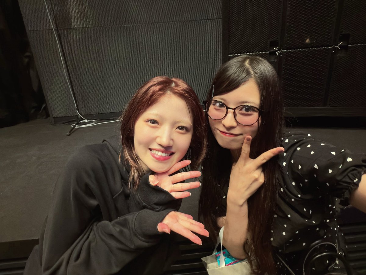 tenten_yurina's tweet photo. ゆいりーさんが出演されている　#舞台ダンダダン　を観覧させていただきました！
本当に凄かった！ゆいりーさんかっこよかったももちゃんがそこにいました！
映像、ライト演出もすごかったし本当に自分に語彙力ないのが悔しい😭
千秋楽まで怪我なく頑張ってください！
(ALT) https://t.co/qjgvU9Ncm6