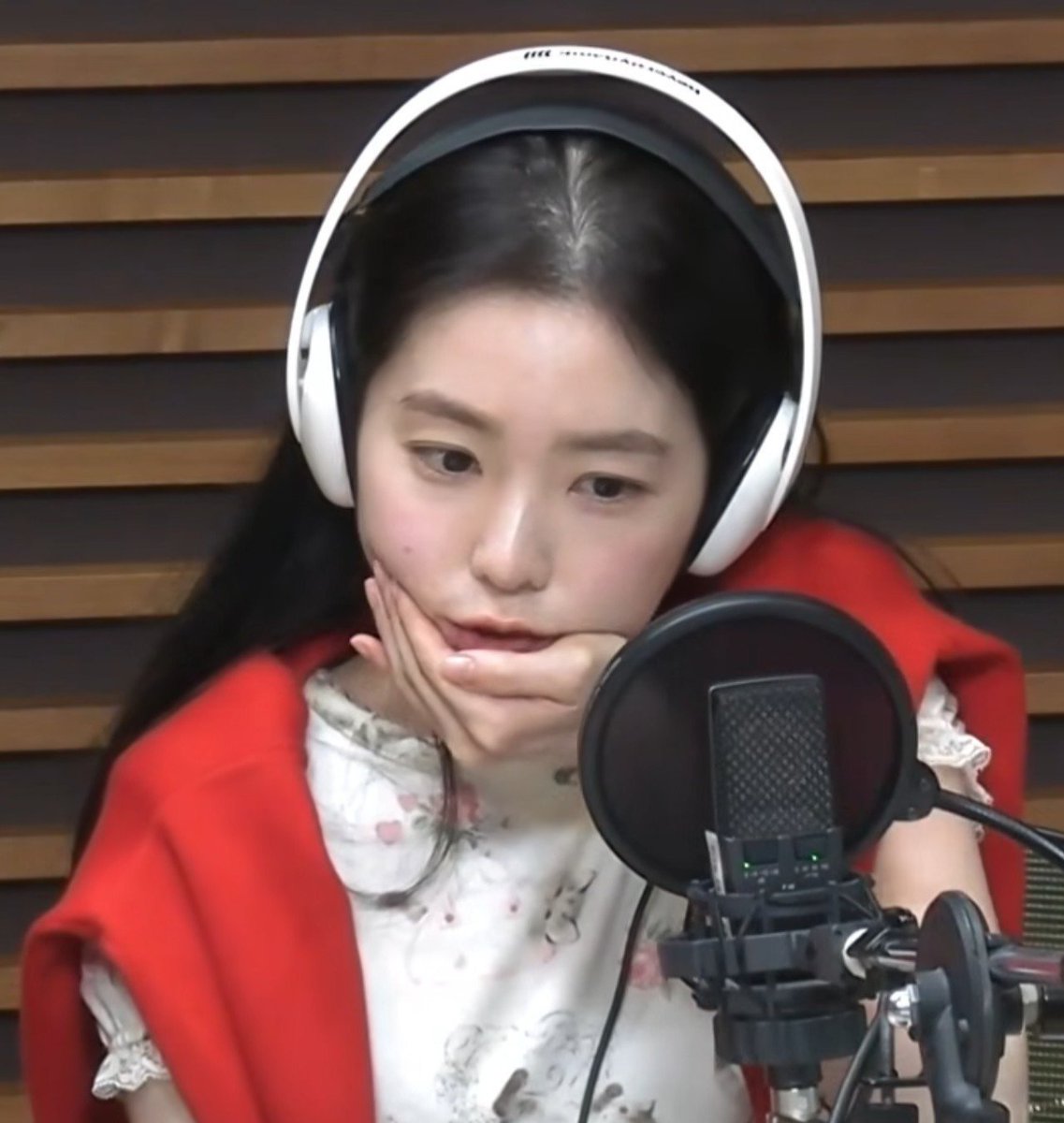 kongal0329's tweet photo. 진짜 이만저만한 귀요미가 아니다. 어떻게 이렇게 귀여워! https://t.co/veTk4kxGUc