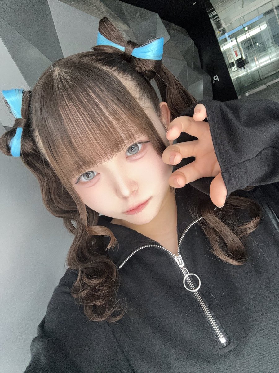 11wkn___'s tweet photo. 久しぶりのヘアメかわいかったなーと自己満 https://t.co/JzgFcucvzm