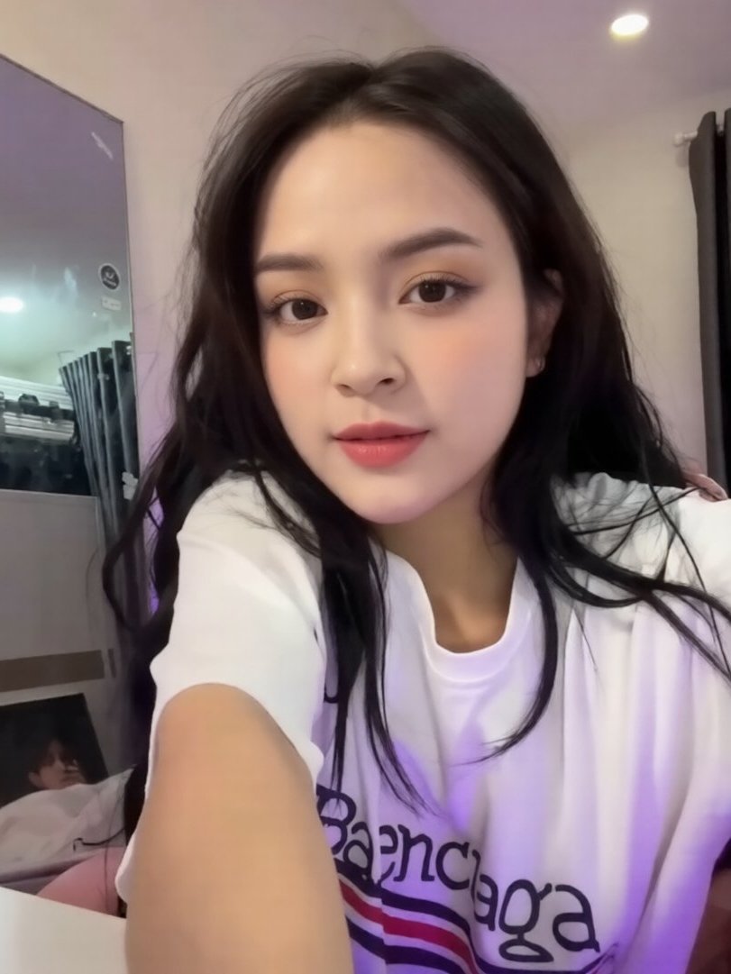 anishaluvv's tweet photo. kaya mirip siapa gitu

https://t.co/g4nTuJah73 https://t.co/0P3AiPyF68
