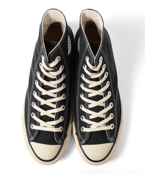 8th_month's tweet photo. 1976年当時のCONVERSE ALLSTARをモチーフにしたBEAMS50周年モデル。日本製なのはいいが、なぜBEAMSはコラボ商品の目につく場所に毎度自社の名前を入れずにいられないのか。¥25,850 https://t.co/KX5Zw8qu2v