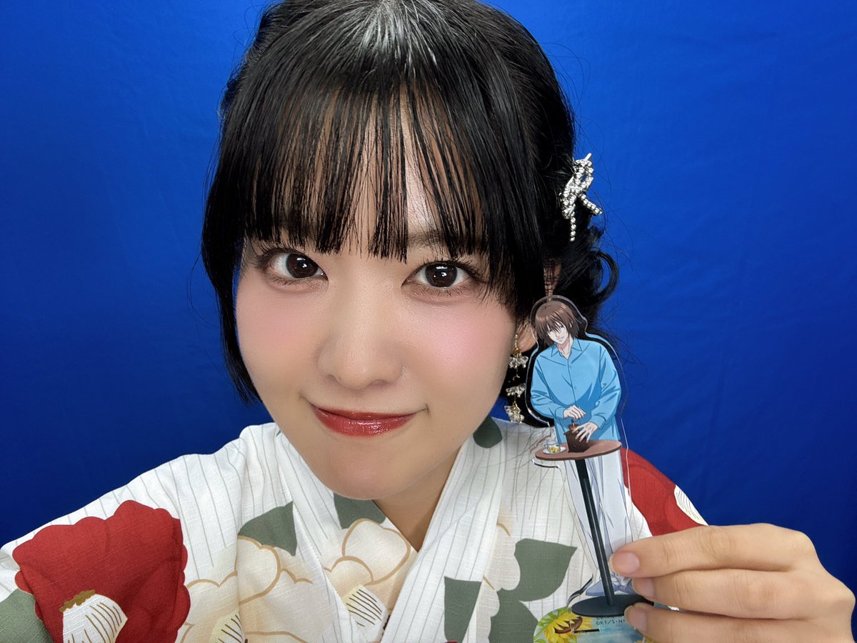 aguri_onishi's tweet photo. #あぐぽんぽんぽん
生放送ありがとうございました🎆
夏らしいことできました！！！🌻🍉
射的で目的変わっちゃったけど、一発で射止めてハッピー☀️🥰🙌
デジカメも持ってきたので、また花火写真もアップするね🧨 https://t.co/7YFmM52Olm