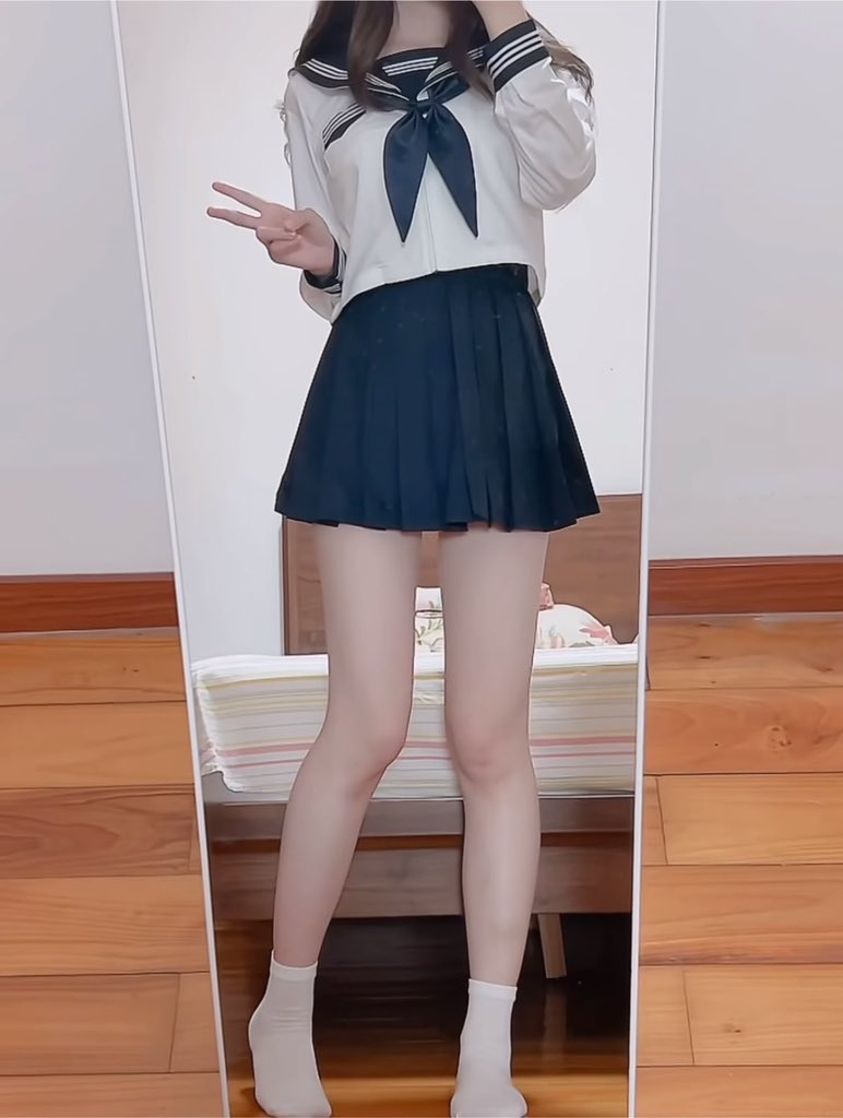 becky24gr3's tweet photo. 继续嗷～谁要锐评15岁的福！

要看的来撒～我直接发啦！！

看完不许说我福没毛嗷!  ！ ！

来就给！☺️ https://t.co/vgOuYTS8er