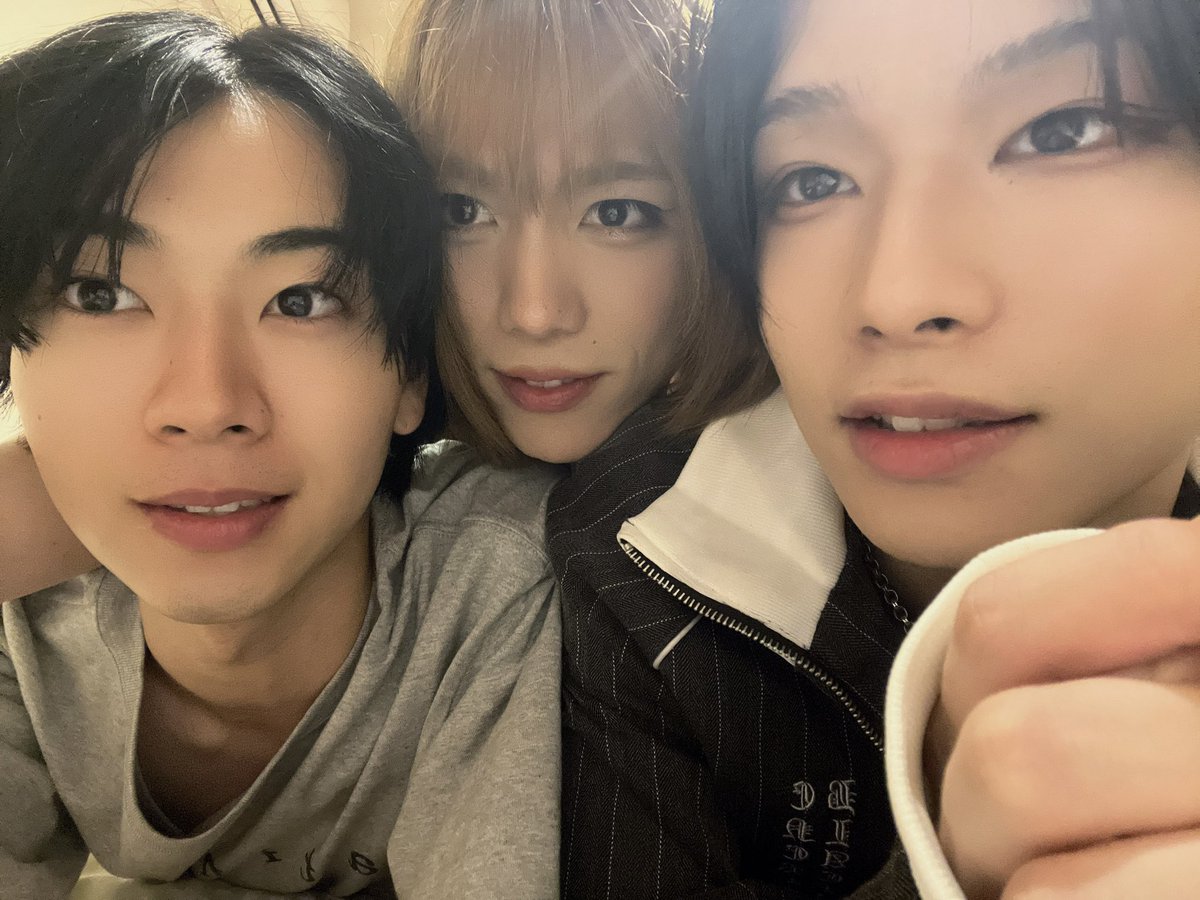 __26081127's tweet photo. ミュージカル『テニスの王子様』4thシーズン 
全国大会 青学vs立海 前編

東京凱旋公演4日目ありがとうございました🎾

良い子はねる時間だよ
みなさんおやすみなさい。
#テニミュ
#ゆうだいありー https://t.co/wMc903rjtR
